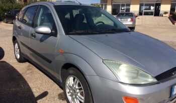 FORD – Focus – 1.6i 16V 5p. Zetec pieno